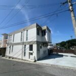 LINE_ALBUM_赤道4100万外観・庭・リビング_250527_2